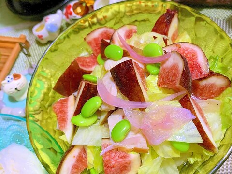 無花果とスモークチキンのさっぱりサラダ